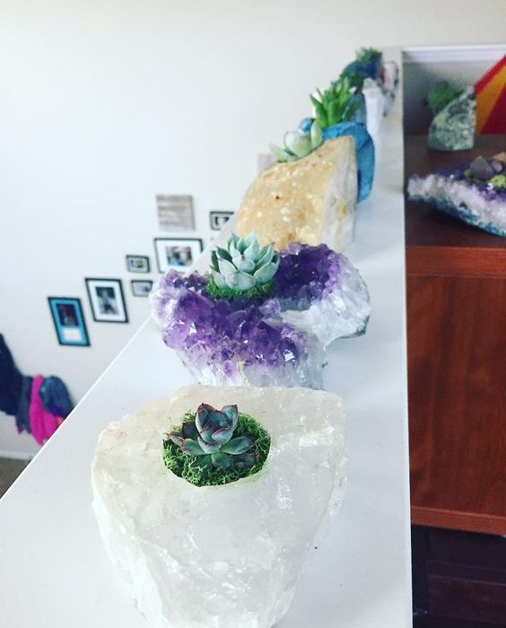 interieur - kristal - kristallen - mineralen - edelstenen - interieurinspiratie - interieurontwerp - interieuraccessoires - wonen